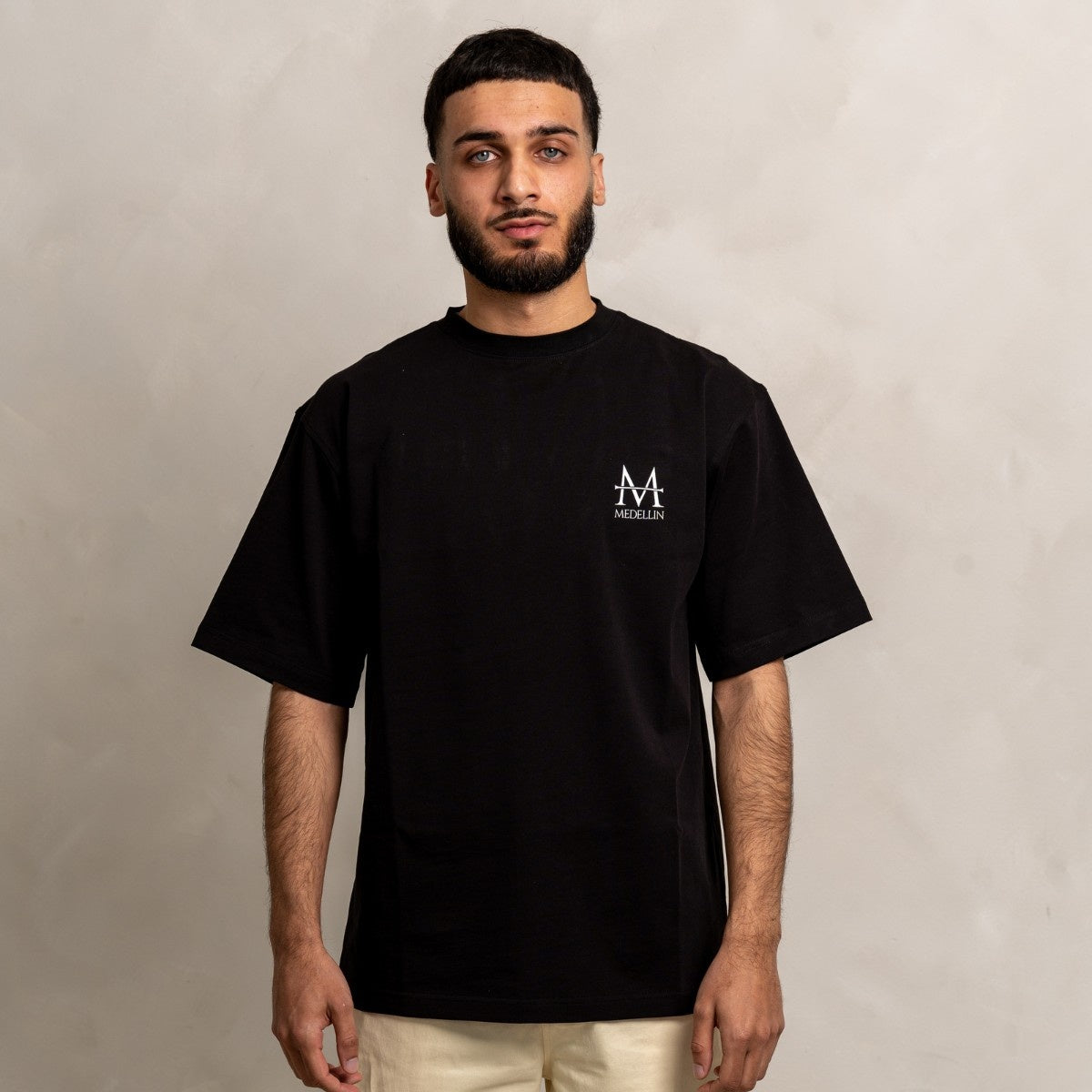 Load image into Gallery viewer, black oversized t-shirt